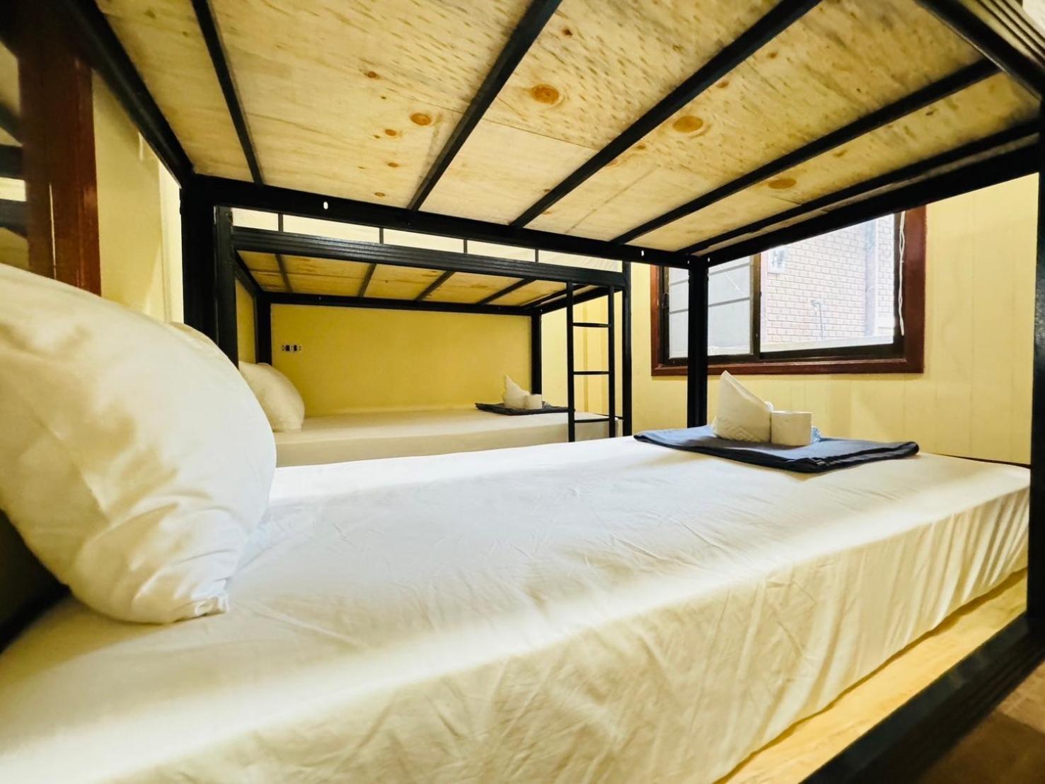 U'Re Holitel Hotel Hatrin Kültér fotó