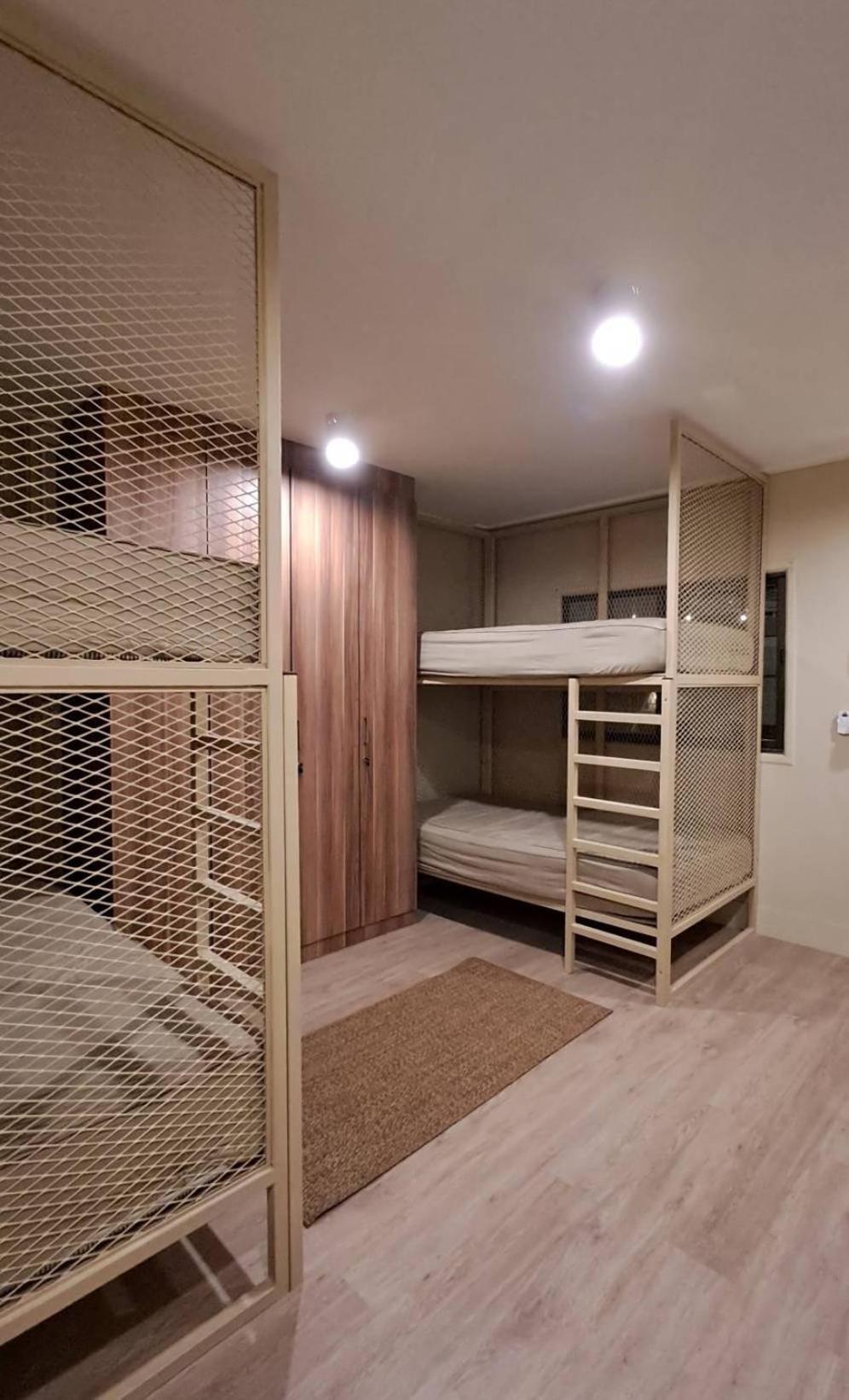 U'Re Holitel Hotel Hatrin Kültér fotó